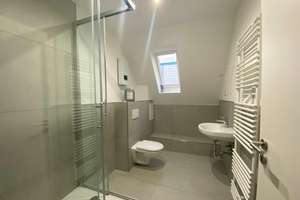 🏡 Altbaucharme trifft moderne 2,5-Zimmer-DG-Wohnung im Saarlandviertel ✨