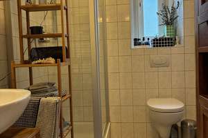 Stilvolle 2,5 Zimmer-Wohnung mit Balkon, EBK & Garage - möbliert, befristet (Option Übernahme) – Georgenstraße 140, 80797 Neuschwabing, München – Vorschaubild 7