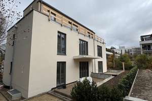 Einladende, sonnige 2-Zimmer-Terrassenwohnung mit kleinem Garten. Beste Infrastruktur. – Die vollständige Adresse der Immobilie erhältst du vom Anbieter., 81375 Neuhadern, München – Vorschaubild 4