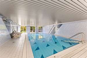 5.121 pro QM - EXKLUSIVE SEE-TERRASSEN-WOHNUNG - INDOOR-POOL -3.385 qm Wassergrundstück – Die vollständige Adresse der Immobilie erhältst du vom Anbieter., 14163 Zehlendorf, Berlin – Vorschaubild 4