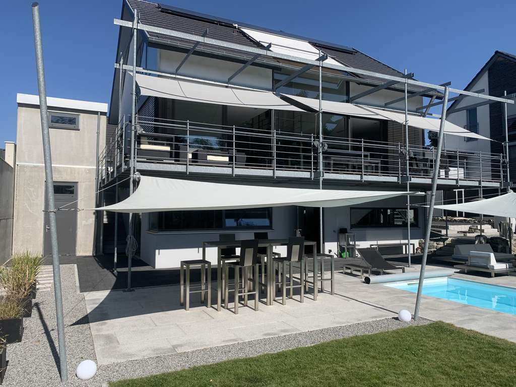 Immobilie in Mauer - Modernes Architektenhaus mit Garten, Pool & Panoramablick - Bild 2