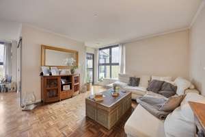 Property thumbnail 6