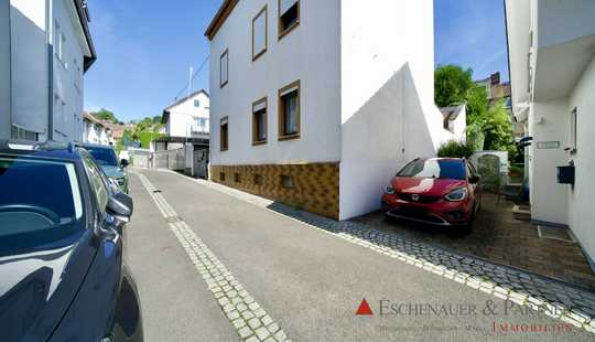 Bild von Kleines, gemütliches drei Familienhaus im Ortskern von Wiesbaden Dotzheim!