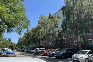 Gut geschnittene 3-Zimmerwohnung | Bezugsfrei! – Die vollständige Adresse der Immobilie erhältst du vom Anbieter., 13059 Neu-Hohenschönhausen, Berlin – Vorschaubild 2