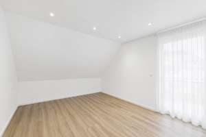 Großzügige Maisonettewohnung | Ausgebautes Dachgeschoss & sonniger Balkon – Die vollständige Adresse der Immobilie erhältst du vom Anbieter., 74078 Neckargartach, Heilbronn – Vorschaubild 8