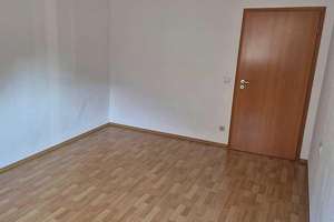 Schicke 3 Zimmer Wohnung im Dachgeschoss mit Balkon – Deubener Straße 33, 1159 Löbtau-Süd, Dresden – Vorschaubild 20