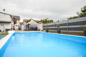 Reserviert: Charmantes Anwesen mit Nebengebäude, Gartenidylle & Pool – Die vollständige Adresse der Immobilie erhältst du vom Anbieter., 68804 Altlußheim – Vorschaubild 3