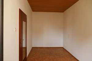 Freundliche 1,5-Zimmer-Erdgeschosswohnung mit Einbauküche in Nürnberg – Fürtherstraße 335, 90429 Muggenhof, Nürnberg – Vorschaubild 7