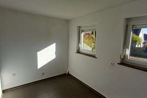 Sie suchen ein neues Zuhause für Ihre Familie? DHH mit großem Garten und Garage – Die vollständige Adresse der Immobilie erhältst du vom Anbieter., 71717 Beilstein – Vorschaubild 7