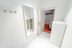 AB 01.08.2026, NEU SANIERT 2024,  MÖBLIERTES 32QM 1-ZIMMER APARTMENT REGENSBURG ZENTRUM 80M VOM DOM – Die vollständige Adresse der Immobilie erhältst du vom Anbieter., 93047 Innenstadt, Regensburg – Vorschaubild 9