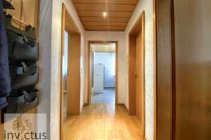 Platz für Ihre Wohnträume! Vielseitiges Haus mit großem Grundstück! – Heilbronn (Kreis) – Vorschaubild 10