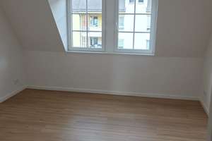 Einzelzimmer in einer gepflegten WG-Etage, ca. 33m² – Adalbertstraße 7A, 60486 Bockenheim, Frankfurt am Main – Vorschaubild 2