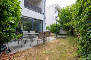 Neuwertiges 5-Zimmer-Reihenhaus mit Einbauküche in Bad Soden am Taunus – Main-Taunus-Kreis – Vorschaubild 3
