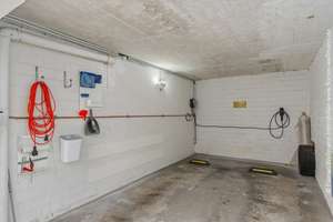 Property thumbnail 25