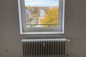 Schöne Aussicht - 2- Zimmer Wohnung zum 16.06! – Rheinstr. 82, 27570 Geestemünde, Bremerhaven – Vorschaubild 2