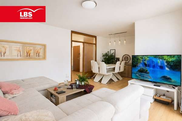 Helle 2-Zimmer-Wohnung mit Balkon in Bad Godesberg