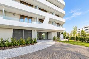 Erstbezug!! – Exklusives 2 Zimmer Wohnung in moderner Stadtvilla am Riedberg – 60438 Kalbach-Riedberg, Frankfurt am Main – Vorschaubild 2