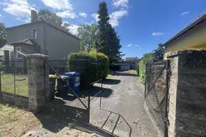 Teilsaniertes, großzügiges Wohnhaus in Mahlsdorf mit zwei Garagen – Die vollständige Adresse der Immobilie erhältst du vom Anbieter., 12623 Mahlsdorf, Berlin – Vorschaubild 11