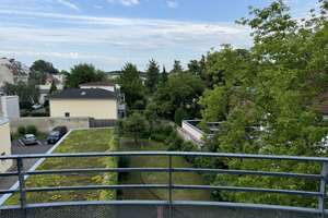 Barrierefreie 2-Zimmer-Wohnung mit Südbalkon, Aufzug & Gemeinschaftsparkplätzen