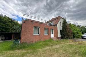 Großes Wohnhaus mit Werkstatt und Doppelcarport in Ostercappeln – Die vollständige Adresse der Immobilie erhältst du vom Anbieter., 49179 Ostercappeln – Vorschaubild 2