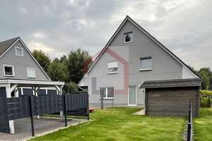 Moderne Doppelhaushälfte in Neumünster-Faldera mit Garten und Doppelcarport – Am Großen Kamp 74, 24537 Faldera, Neumünster – Vorschaubild 1