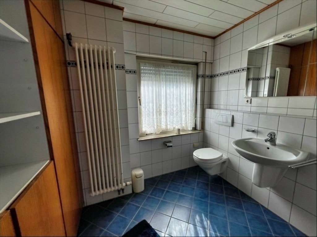 Immobilie in Westheim - Anwesen incl. Bauplatz mit eigener Zufahrt  - Bild 3