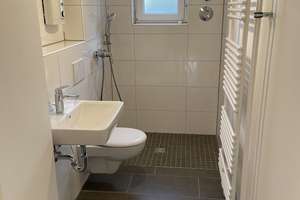 Gemütliche Zweizimmerwohnung mit modernem Badezimmer in Duisburg-Friemersheim – Königstr. 9, 47229 Friemersheim, Duisburg – Vorschaubild 2