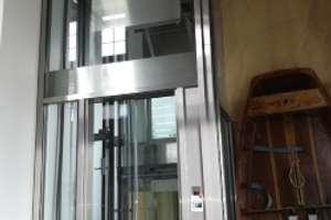 Große 7 Zimmer Wohnung im 2. OG mit Balkon in Kiel Wellingdorf – Schönberger Straße 3, 24148 Wellingdorf, Kiel – Vorschaubild 12