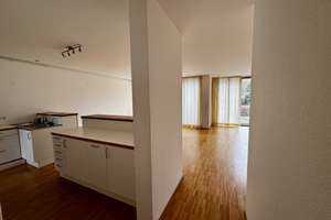 Wohnen mit Charakter: Großzügige 5-Zimmer-Wohnung in Ulm – Welserweg 1/1, 89077 Weststadt, Ulm – Vorschaubild 4