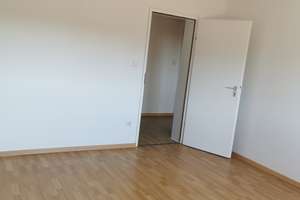 3-Zimmer-Wohnung mit Balkon in Nürnberg – Wiesbadener Straße 53, 90427 Großgründlach, Nürnberg – Vorschaubild 5