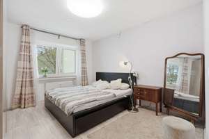 3-Zimmer-Wohnung mit Loggia – modernisiert in Bonn-Mehlem – Die vollständige Adresse der Immobilie erhältst du vom Anbieter., 53179 Lannesdorf, Bonn – Vorschaubild 5