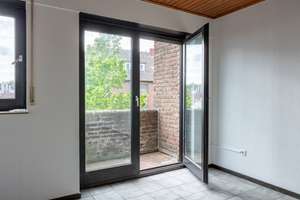 Gepflegte 3-Zimmer-Wohnung mit zwei Balkonen, Fußbodenheizung und Stellplatz – Die vollständige Adresse der Immobilie erhältst du vom Anbieter., 41236 Heyden, Mönchengladbach – Vorschaubild 4