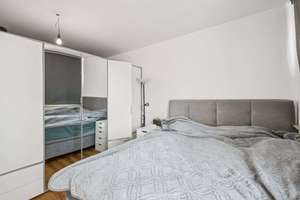 Mitten in Düsseldorf – mit Blick ins Grüne - Hochwertig sanierte 2,5 Zimmer Wohnung – Die vollständige Adresse der Immobilie erhältst du vom Anbieter., 40239 Düsseltal, Düsseldorf – Vorschaubild 11