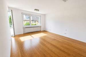 Helle, renovierte 3-Zimmer-Wohnung mit Balkon und Einbauküche in München – Wöhlerstr. 3, 81247 Obermenzing, München – Vorschaubild 3