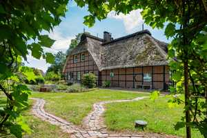 Wiefelstede: Stilvolles Ein-/Zweifamilienhaus unterm Reetdach mit parkähnlichem Anwesen, Obj. 6996 – Wiefelstede, Ammerland (Kreis), 26215 Ammerland (Kreis) – Vorschaubild 33