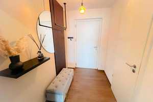 Exklusives, neuwertiges 5-Raum-Reihenhaus mit geh. Innenausstattung – Regensburg – Vorschaubild 5