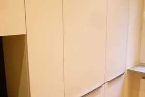 INNER-CITY: Innenstadt-Altbauwohnung mit hochwertiger Einbauküche für "MAX. 2-3 PERSONEN" – Luisenstraße 17, 65185 Mitte, Wiesbaden – Vorschaubild 9