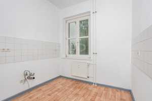 Charmante Aussichten in sehr gefragter Lage trifft gut geschnittene Zwei-Zimmer-Wohnung – Berlin – Vorschaubild 4