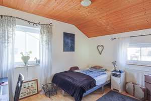 Property thumbnail 12