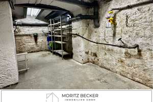 Liebhaberobjekt: Denkmalgeschütztes Pfarrhaus mit Nebengebäuden, Garagen und großem Grundstück! – Die vollständige Adresse der Immobilie erhältst du vom Anbieter., 37176 Nörten-Hardenberg – Vorschaubild 18