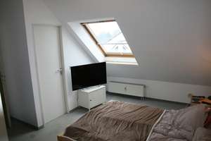 sehr schöne 2 Zimmer Maisonette Dachgeschosswohnung – An der Kaiserburg 3, 40629 Ludenberg, Düsseldorf – Vorschaubild 6