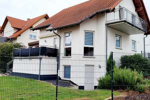 Großes Einfamilienhaus mit Terrassen und Garten - möbliert, teil- oder unmöbliert möglich – 55268 Nieder-Olm – Vorschaubild 1