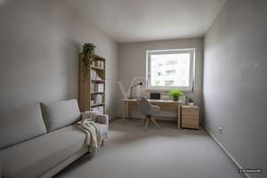 Sonnenverwöhnte 4-Zimmer-Wohnung mit Balkon und Tiefgaragenstellplatz in Laatzen! – Die vollständige Adresse der Immobilie erhältst du vom Anbieter., 30880 Laatzen – Vorschaubild 16