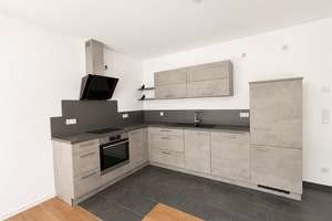 Barrierefreie 3-Zimmer-Wohnung mit Terrasse und Gartenanteil in zentraler Lage von Altdorf – Bahnhofstraße 9, 90518 Altdorf bei Nürnberg – Vorschaubild 2
