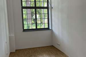 LOFT-Wohnung mit Süd-Terrasse, Parkett, Badewanne & PKW-Stellplatz / WE 1*** – Straße des Friedens 25a, 4808 Wurzen – Vorschaubild 7