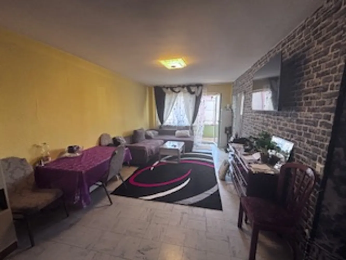 1-Zimmer-Wohnung mit Balkon & Stellplatz in guter Lage, Main Taunus Kreis – Bild 4