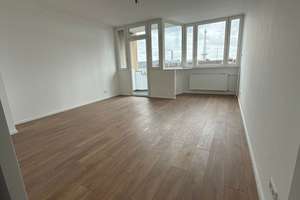 LUXUS WOHNUNG ERSTBEZUG  NACH KOMPLETTER MODXERNISIERUNG – Die vollständige Adresse der Immobilie erhältst du vom Anbieter., 14057 Westend, Berlin – Vorschaubild 3