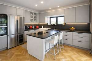 Property thumbnail 13