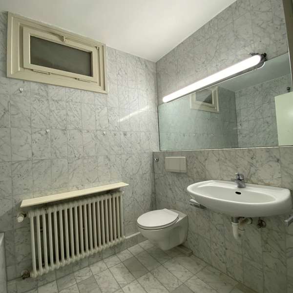 ***charmante 2-Zimmer-Wohnung in zentraler Fußgängerzone - WG-geeignet***