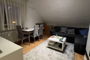 Helle 2-Zimmer Wohnung im DG – Maierstraße 17, 70567 Möhringen-Mitte, Stuttgart – Vorschaubild 2